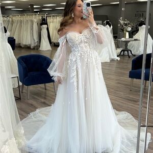 Essense of Australia Wedding Dress D3787